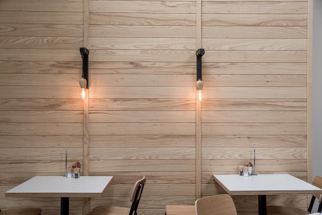 The Harvest Hotel Cromwell Bagian luar foto
